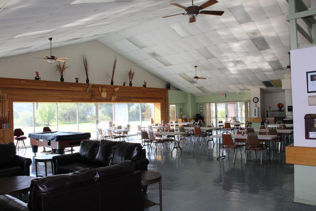 Verde Valley Studio Park Model Cabin 16 Котънууд Екстериор снимка